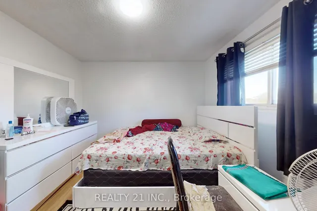 Additional image 24 of 27 Jardine St