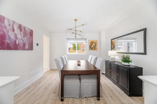 Additional image 10 of 102 Tanager Sq