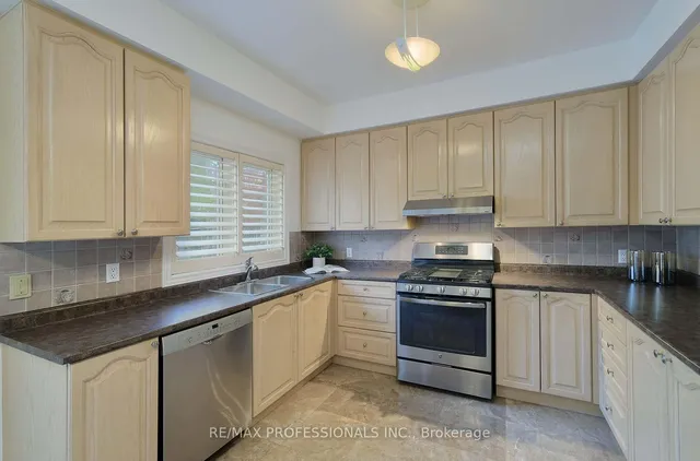 Additional image 13 of 5119 Forestwalk Circ