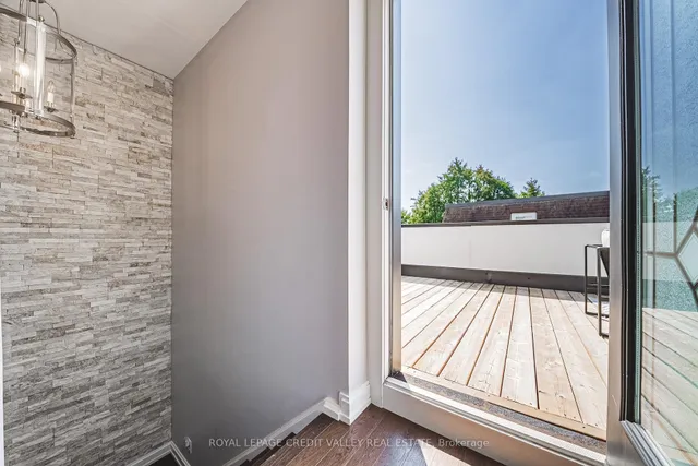 Additional image 26 of 618 Santee Gate