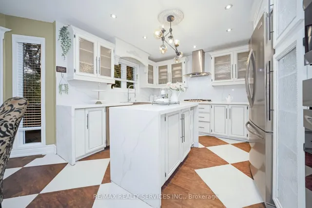 Additional image 15 of 74 Leeward Dr