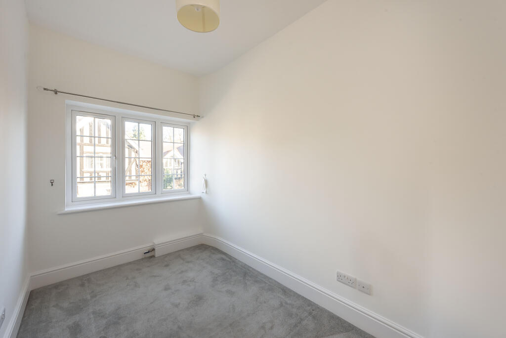 Additional image 8 of Hall Place, St. Peters Street, St. Albans, Hertfordshire, AL1
