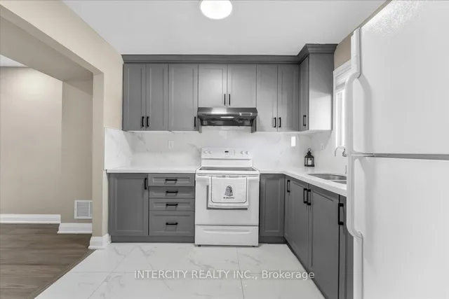 Additional image 14 of 6 Hedley Crt