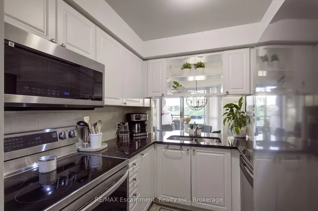 Additional image 23 of 2325 Central Park Dr Unit 311