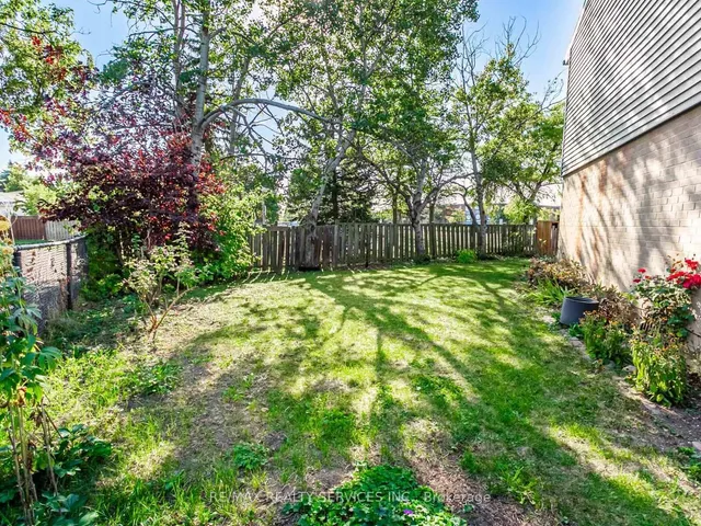 Additional image 48 of 13 Gold Pine Crt