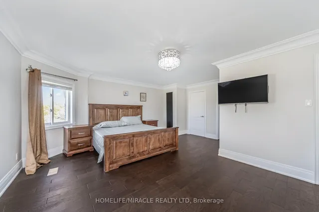 Additional image 37 of 21 Bowman Ave