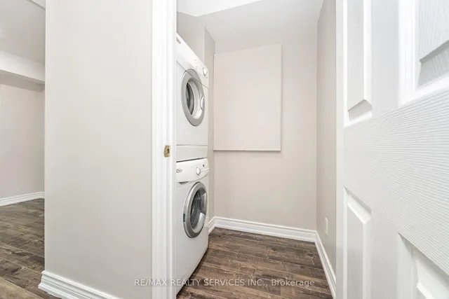 Additional image 39 of 3 Napoleon Cres