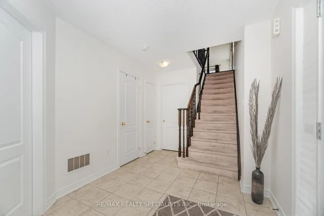Additional image 9 of 2 Shiraz Dr Unit 114