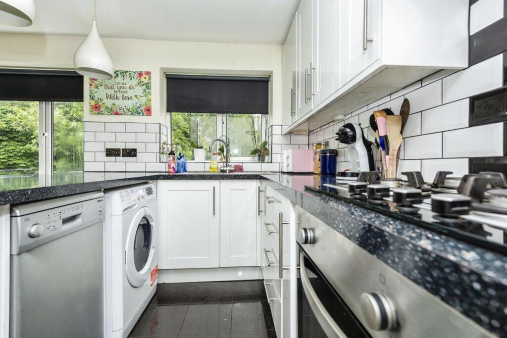 Additional image 6 of Middlefield, Hatfield, AL10