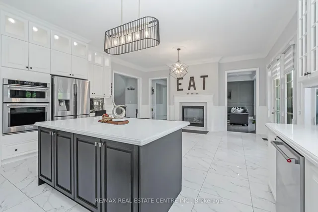 Additional image 15 of 102 Belladonna Circ