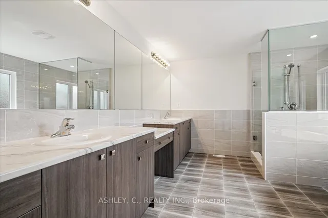 Additional image 21 of 29 Gladmary Dr