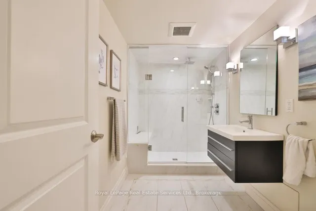 Additional image 33 of 165 Digby Rd