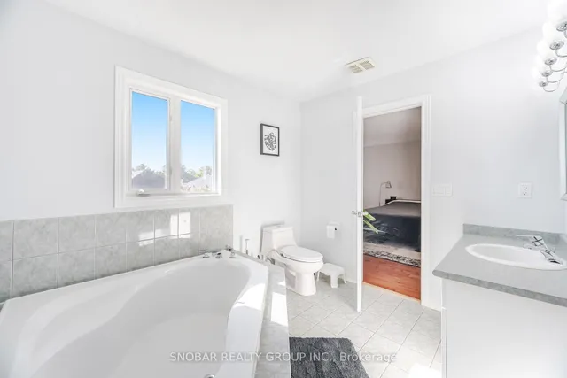 Additional image 19 of 1124 Knotty Pine Grve