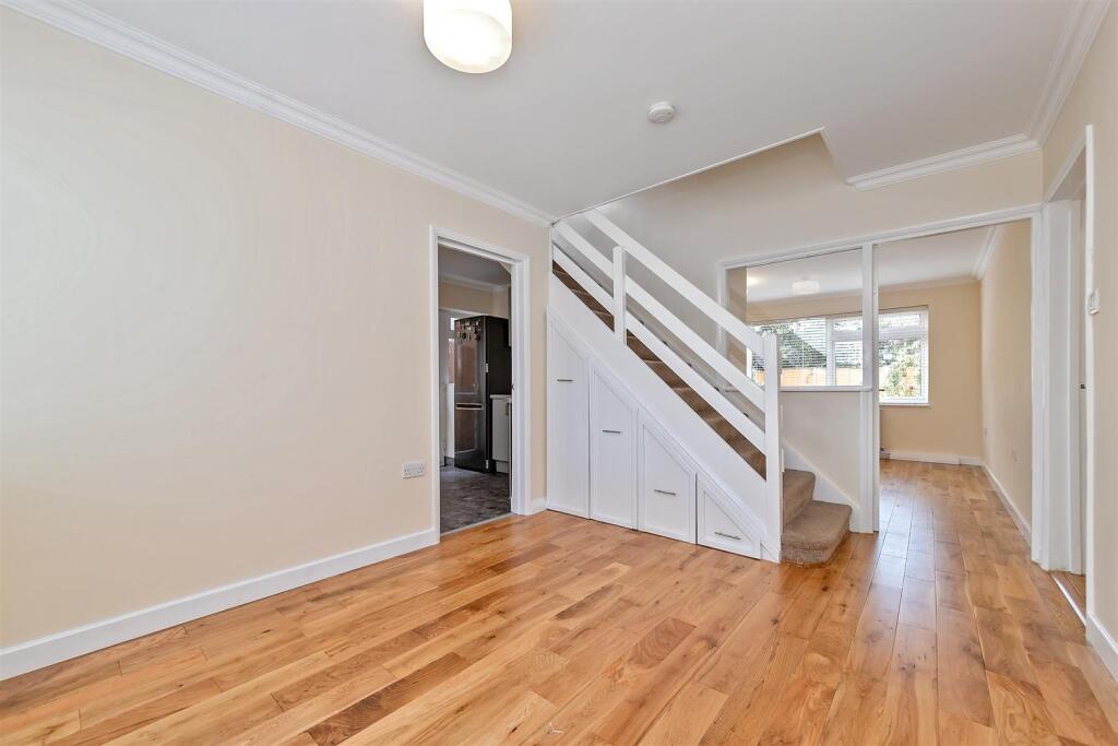 Additional image 4 of Cell Barnes Lane, St. Albans