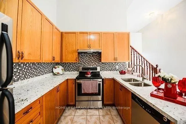 Additional image 7 of 120 River Rock Cres