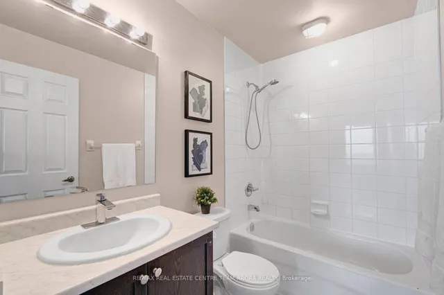 Additional image 19 of 50 Sky Harbour Dr Unit 402