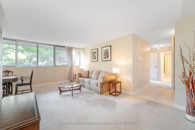 Additional image 9 of 3590 Kaneff Cres Unit 102