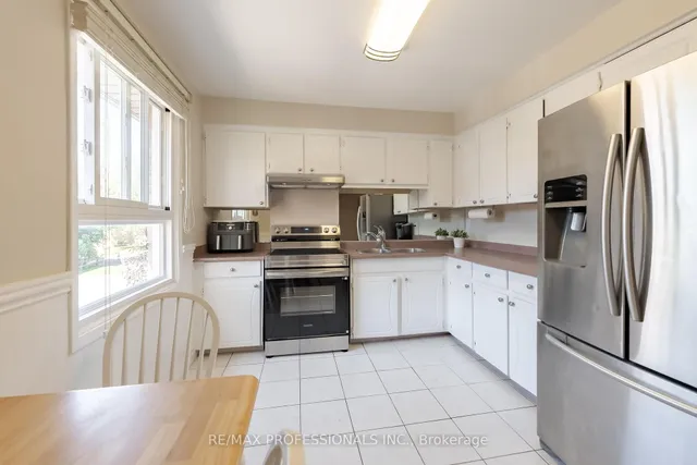 Additional image 15 of 405 Hyacinthe Blvd Unit 65