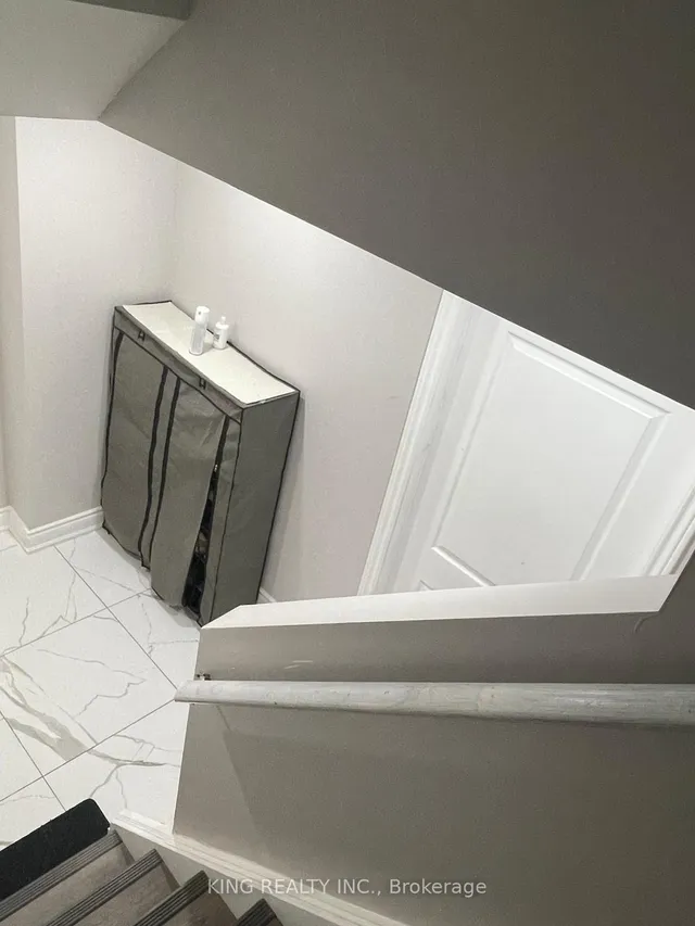 Additional image 20 of 43 Cranberry Cres