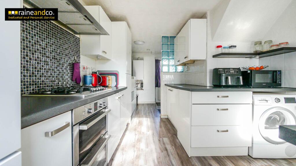 Additional image 3 of Robins Way, Hatfield