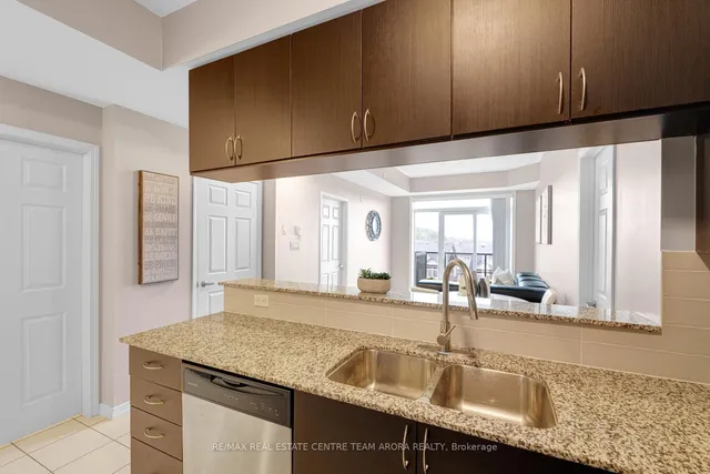 Additional image 15 of 50 Sky Harbour Dr Unit 402