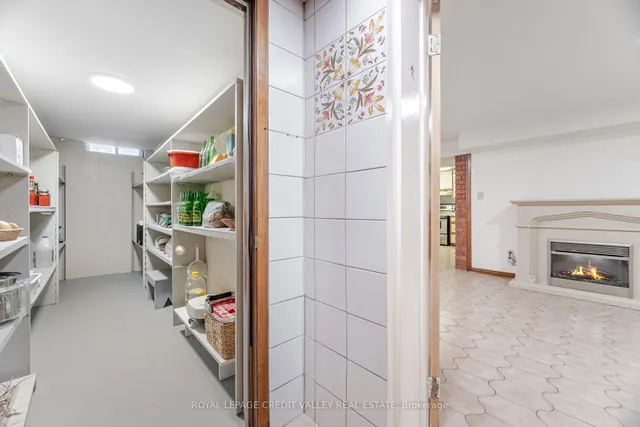 Additional image 33 of 40 Finsbury Dr