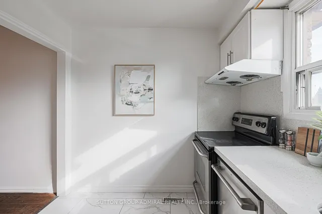 Additional image 14 of 38 Macassa Crt