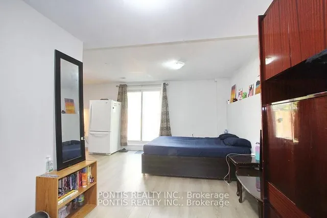 Additional image 30 of 72 SHELDRAKE Crt