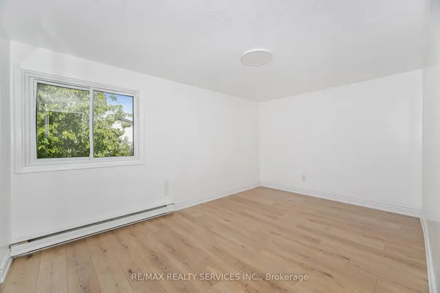 Additional image 22 of 20 Greenhills Sq