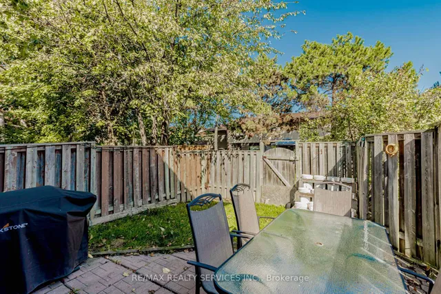 Additional image 21 of 114 Foster Cres Unit 114