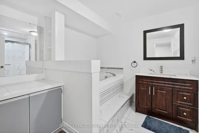 Additional image 37 of 7 Montgomery Sq
