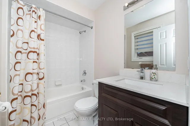 Additional image 27 of 8 Twin Pines Cres