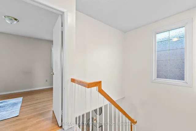 Additional image 16 of 67 Wildercroft Ave