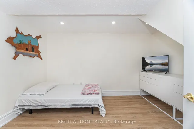 Additional image 45 of 2 Melrose Gdns