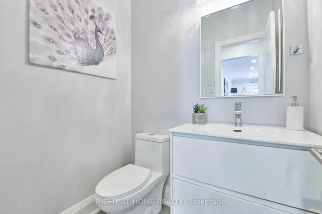 Additional image 20 of 1517 Queensbury Cres