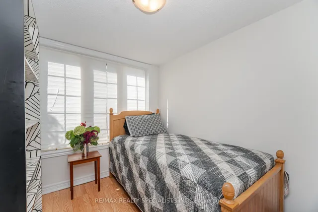 Additional image 10 of 2 Shiraz Dr Unit 114