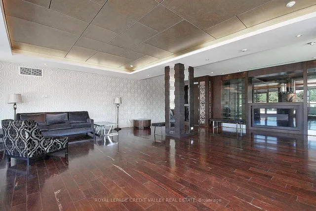 Additional image 35 of 100 John St Unit 2601