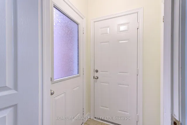 Additional image 38 of 26 Fitzgibson St