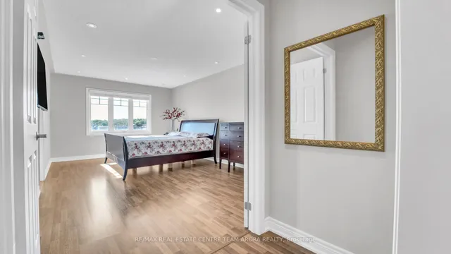 Additional image 18 of 232 Sky Harbour Dr