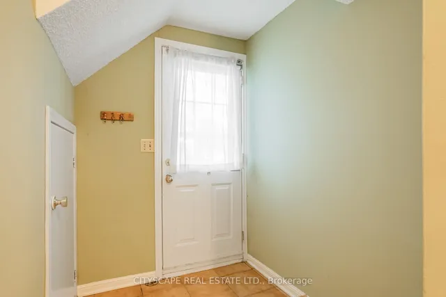 Additional image 23 of 22 Jade Cres