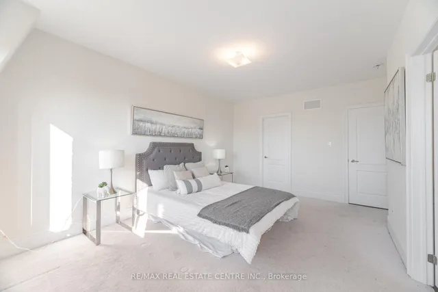 Additional image 33 of 20 Foxsparrow Rd