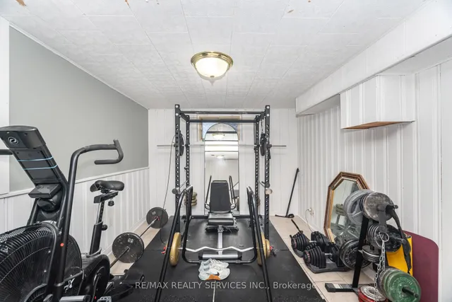 Additional image 31 of 85 Eldomar Ave