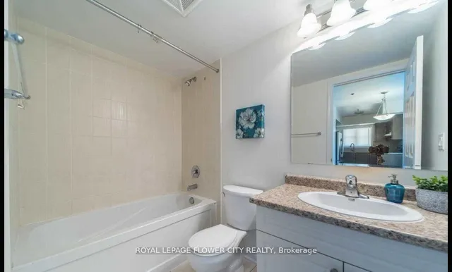 Additional image 12 of 70 Baycliffe Cres Unit 303