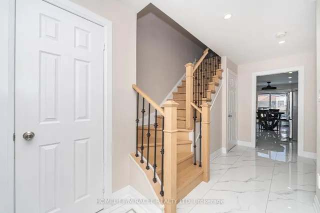 Additional image 9 of 8 Twin Pines Cres