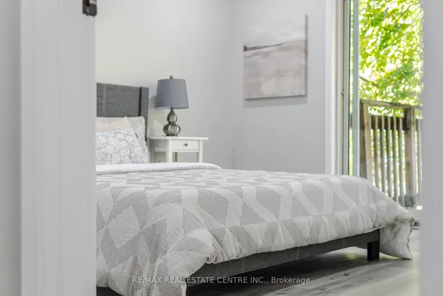 Additional image 21 of 34 windermere Crt