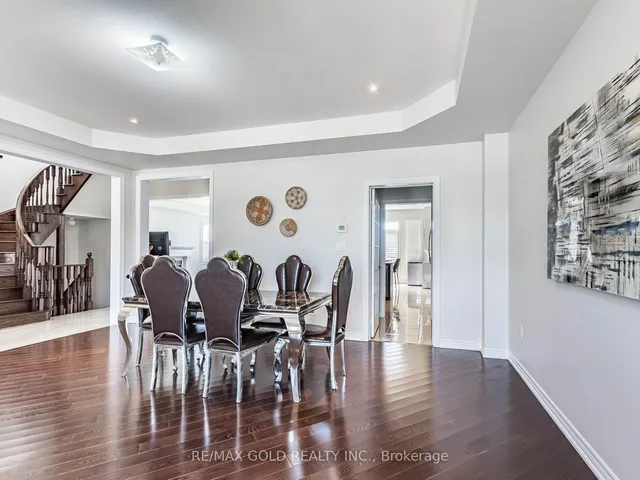 Additional image 9 of 62 Masken Circ