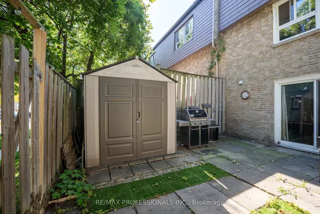 Additional image 33 of 405 Hyacinthe Blvd Unit 65