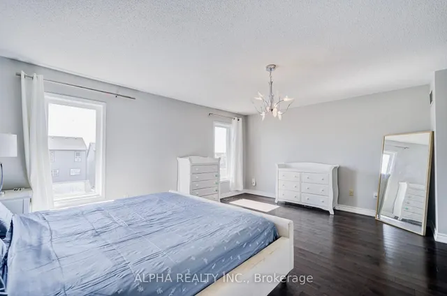 Additional image 32 of 102 Roxton Rd