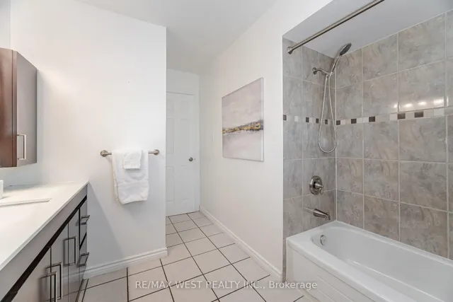 Additional image 22 of 17 Malcolm Cres