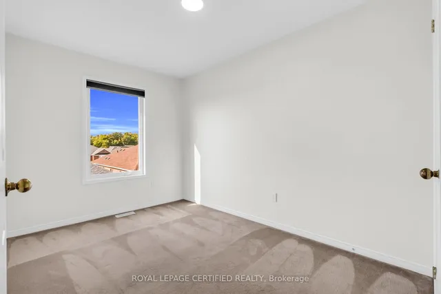 Additional image 32 of 398 Aspendale Cres